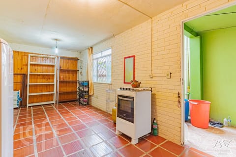 Image 25 - 232384